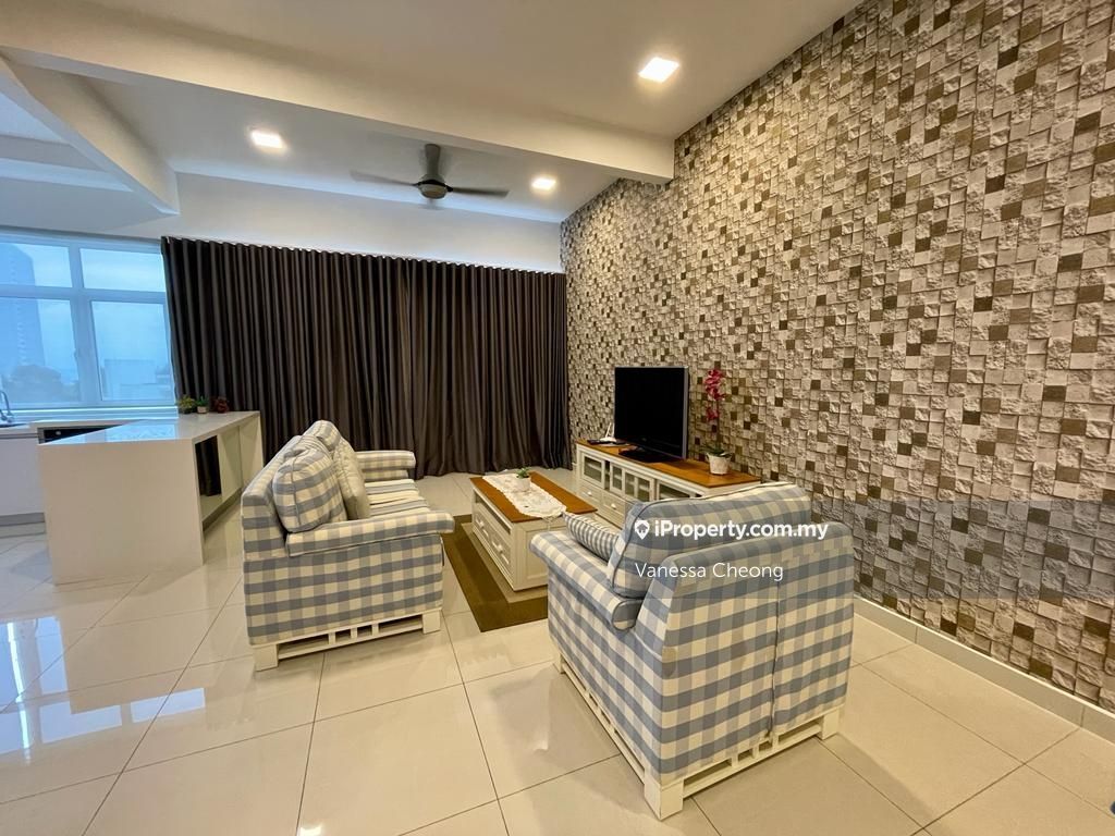 Ferringhi Residence Condominium 3 bedrooms for sale in Batu Ferringhi