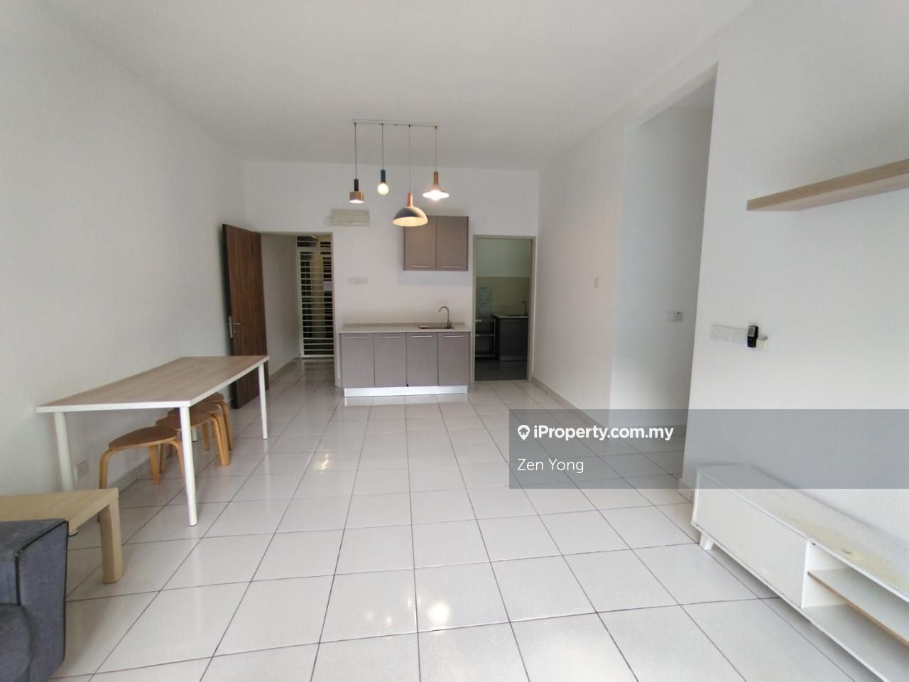 Green Beverly Hills Residensi Lili Condominium 3+1 bedrooms for rent