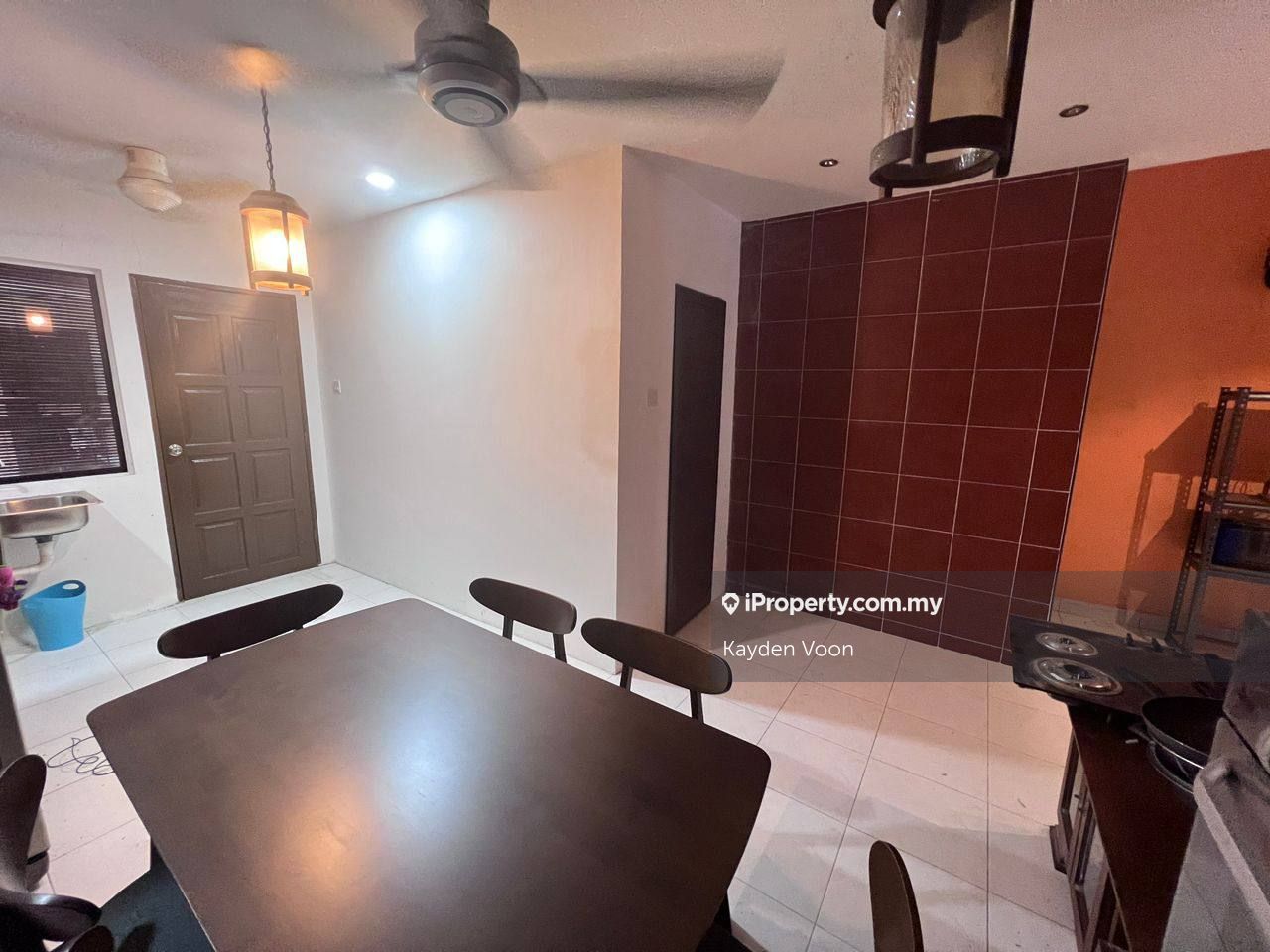 Taman Ponderosa, Johor Bahru Corner lot Semidetached House 4 bedrooms