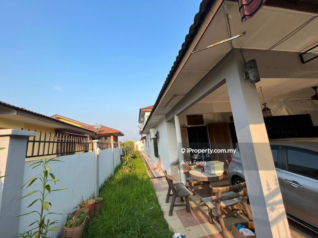 2 Storey Bungalow House For Sale