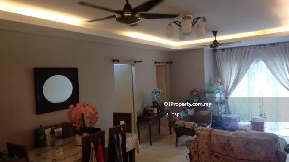 Lakeview Apartments Apartment 3 bedrooms for sale in Selayang, Selangor
