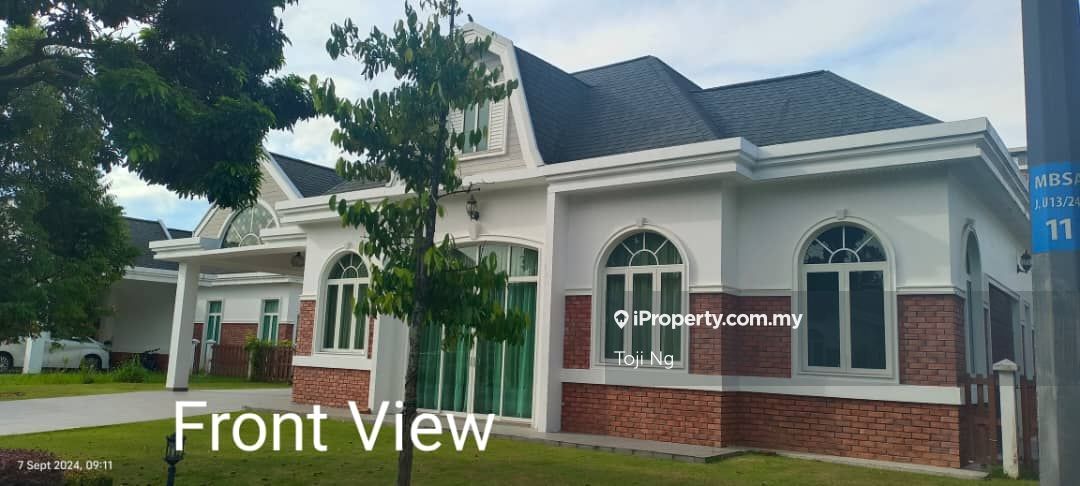 Bungalow in Setia Alam — photo 16 of 17