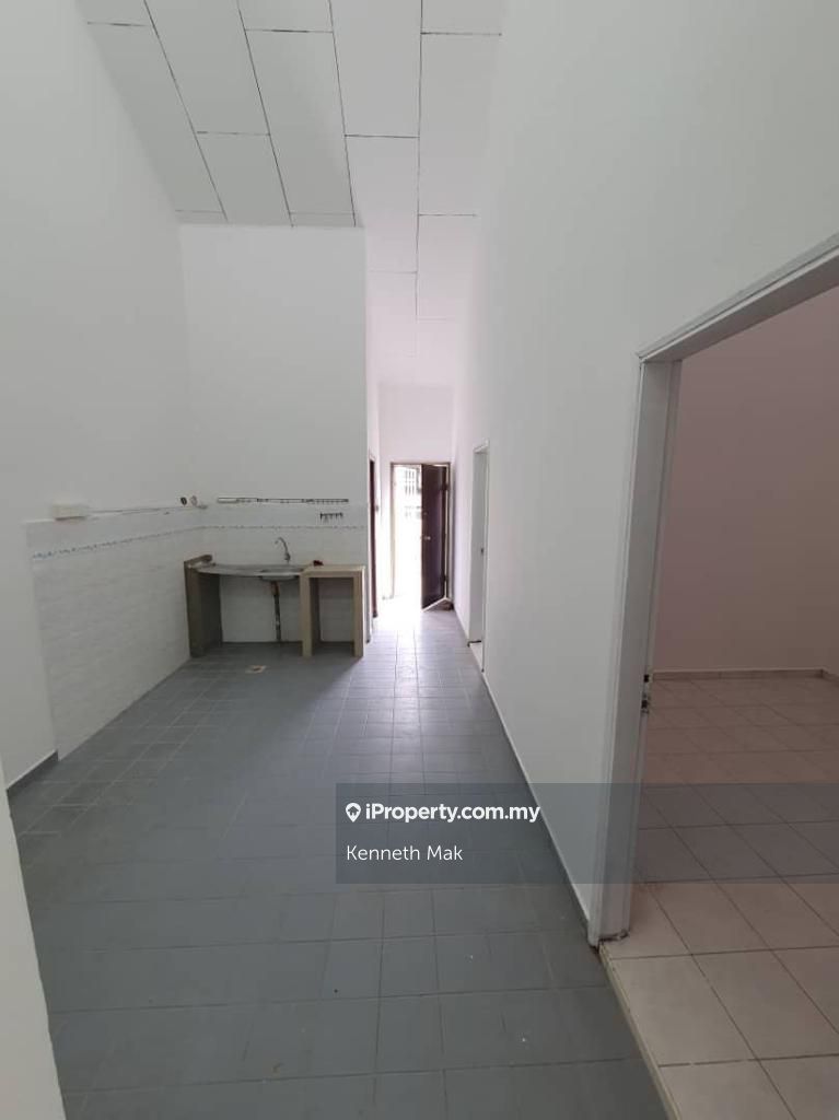 Flora Height, SERI ALAM CHEAPEST Single Storey, Masai 1sty Terrace/Link House 3 bedrooms for