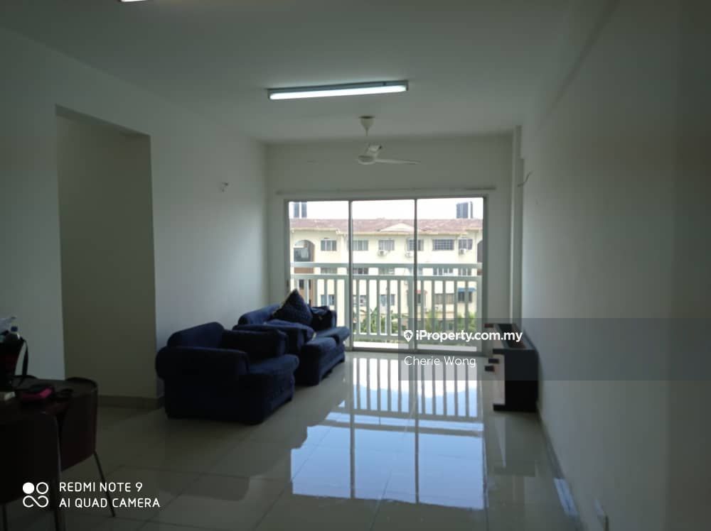 Hijauan Puteri Condominium Intermediate Condominium 3 bedrooms for sale ...