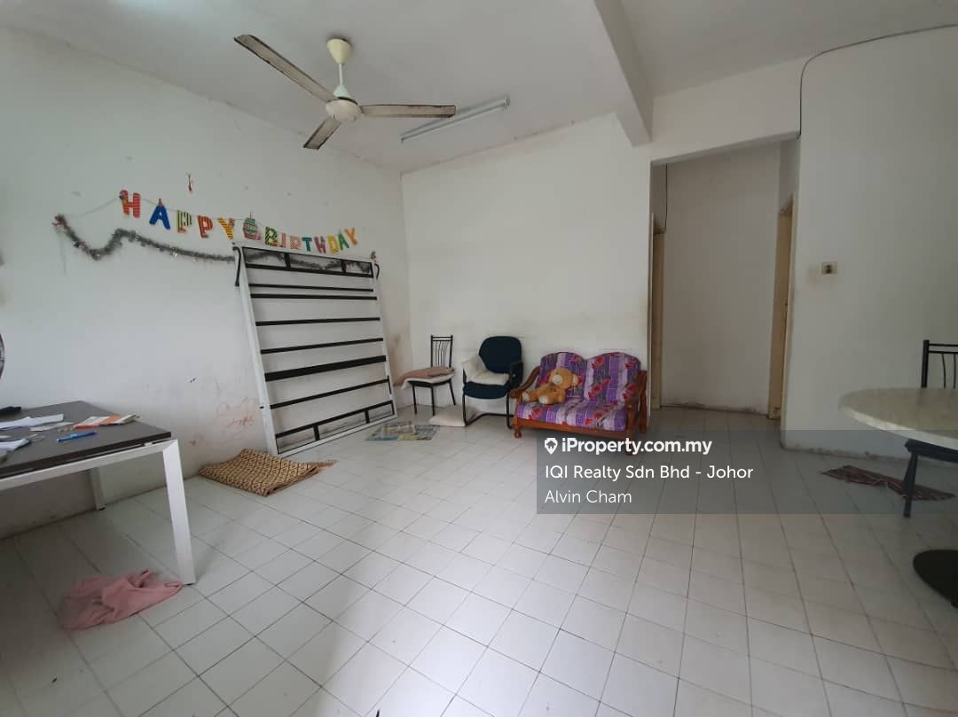 Johor Jaya, 2 Storey for sale 395k, Johor Bahru Intermediate 2-sty 