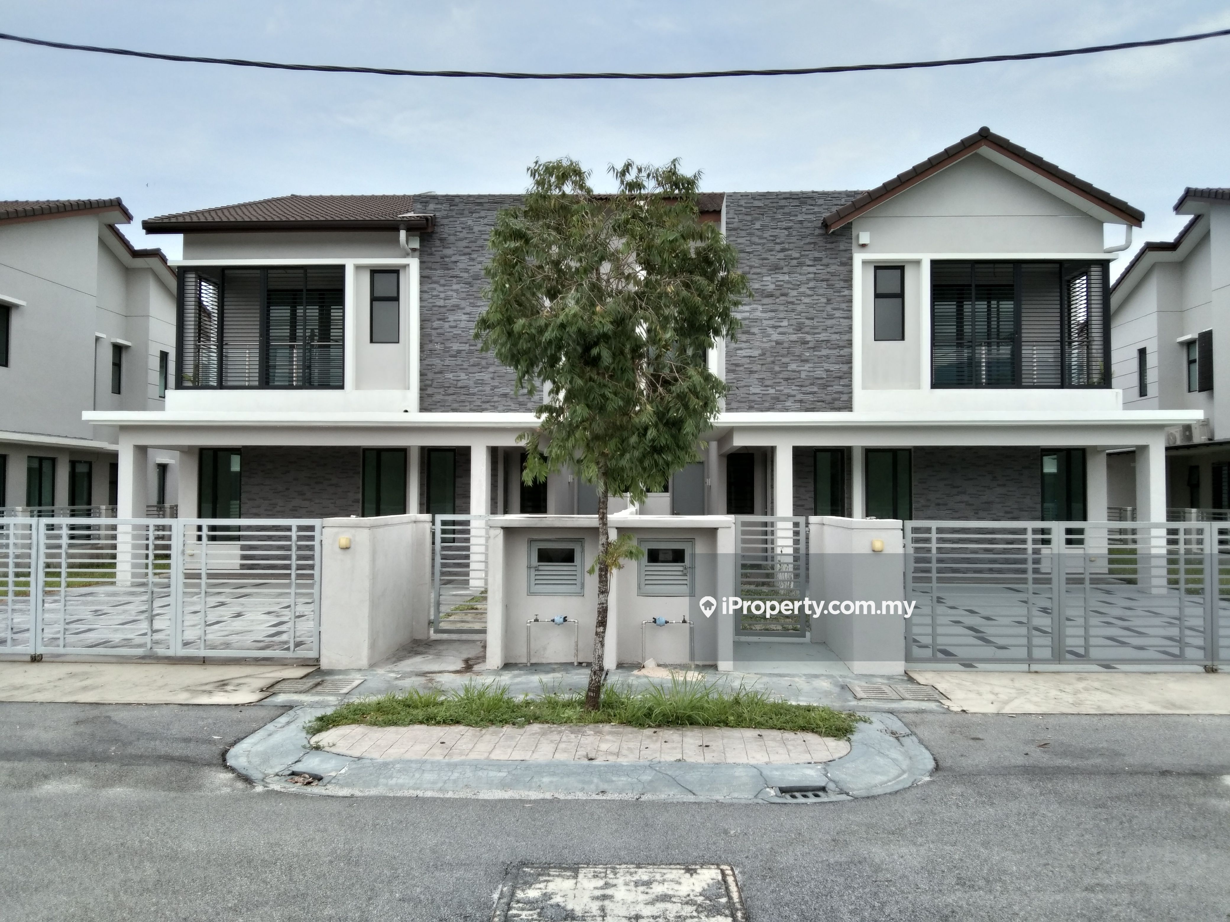 Full Loan. Azhara Antara Gapi Serendah, Serendah
