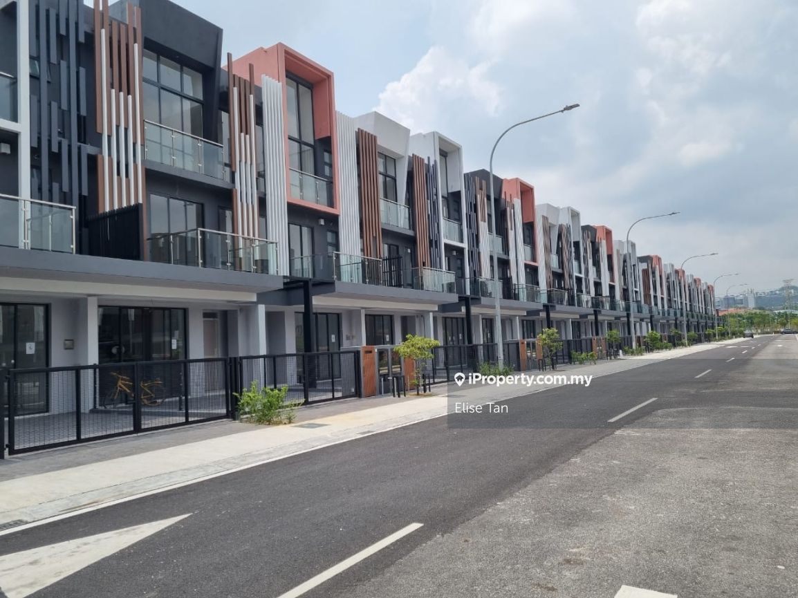 taman-puchong-lagenda-puchong-3-storey-puchong-3-sty-terrace-link