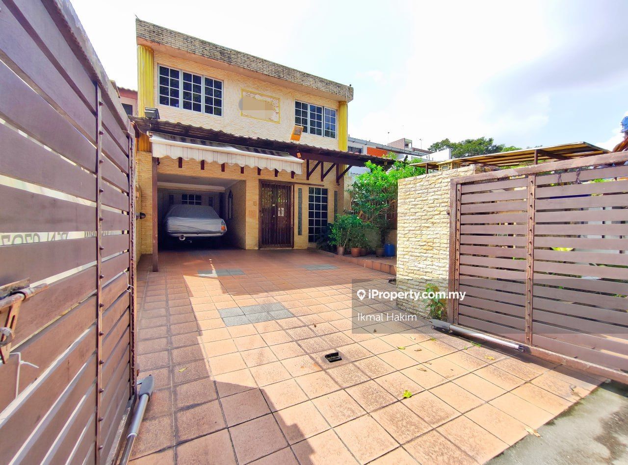 Taman Seputeh , Seputeh 2sty Terrace/Link House 5+1 bedrooms for sale