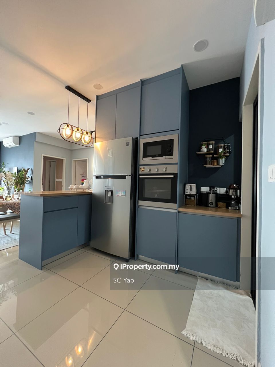 Tuan Residency Serviced Residence 3 bedrooms for sale in Jalan Kuching