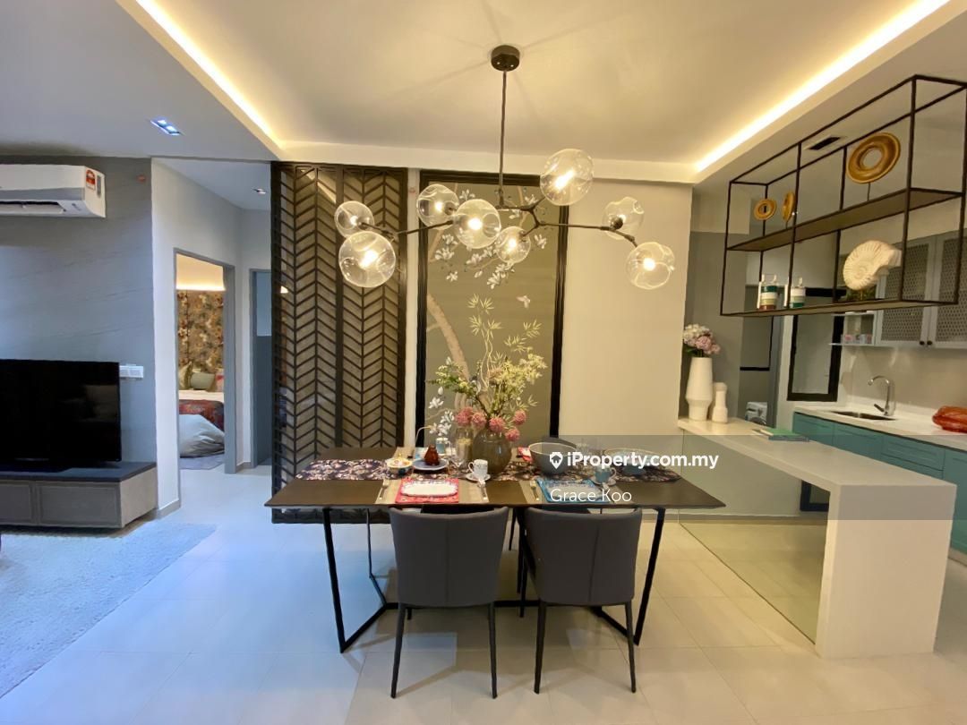 Tangerine Suites, Sunsuria City, Dengkil