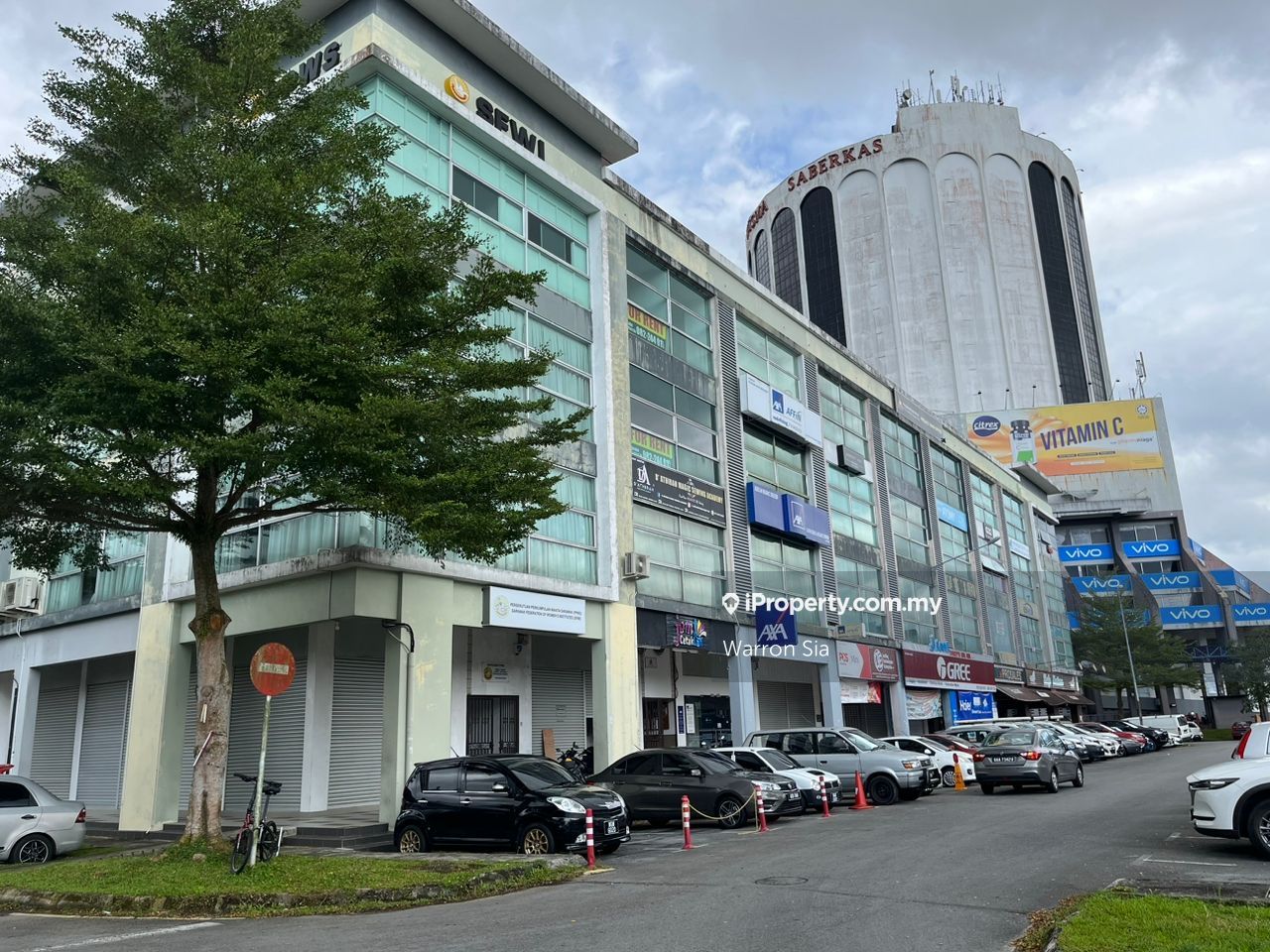 Beside Wisma Saberkas@Ground Floor Shoplot, Kuching Shop for rent ...