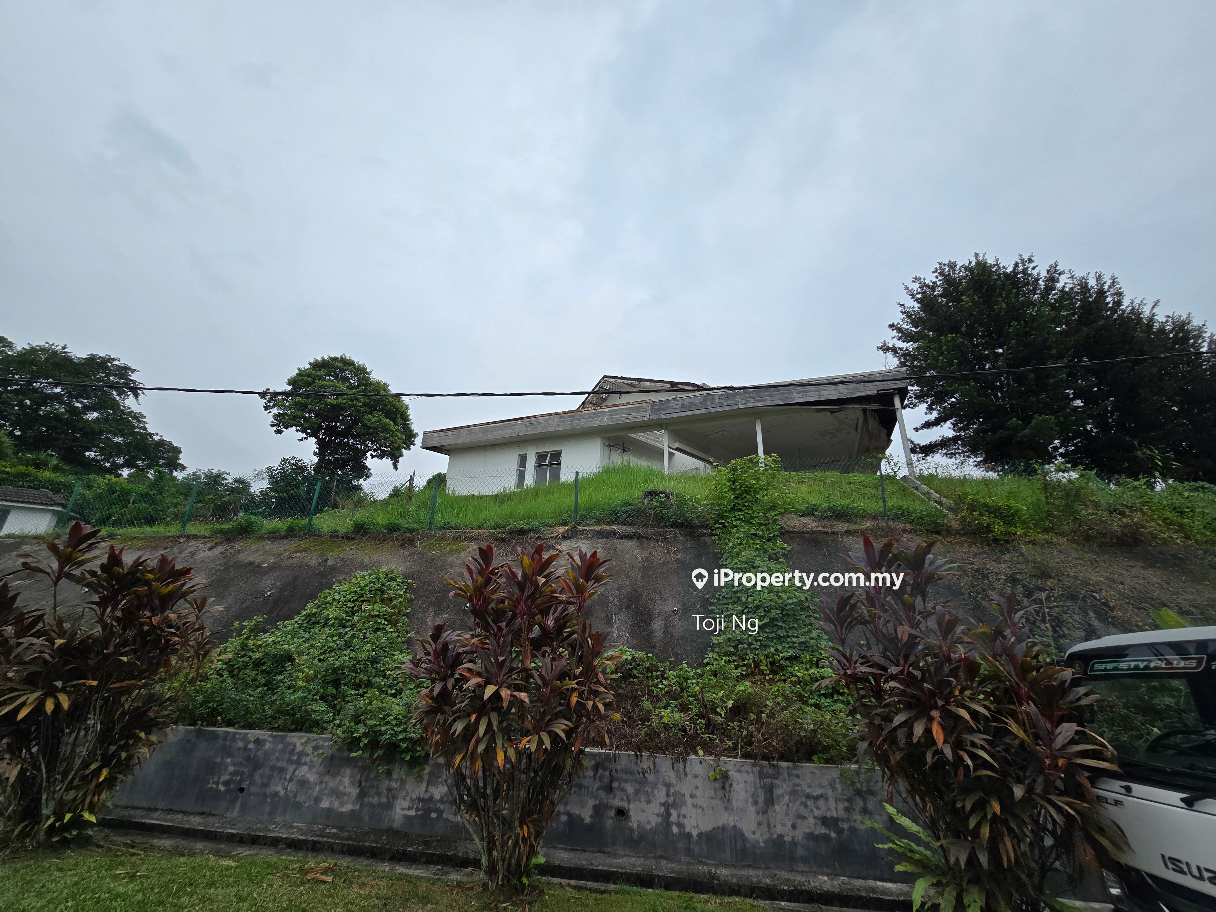 Bungalow in Bukit Tunku (Kenny Hills) — photo 4 of 5