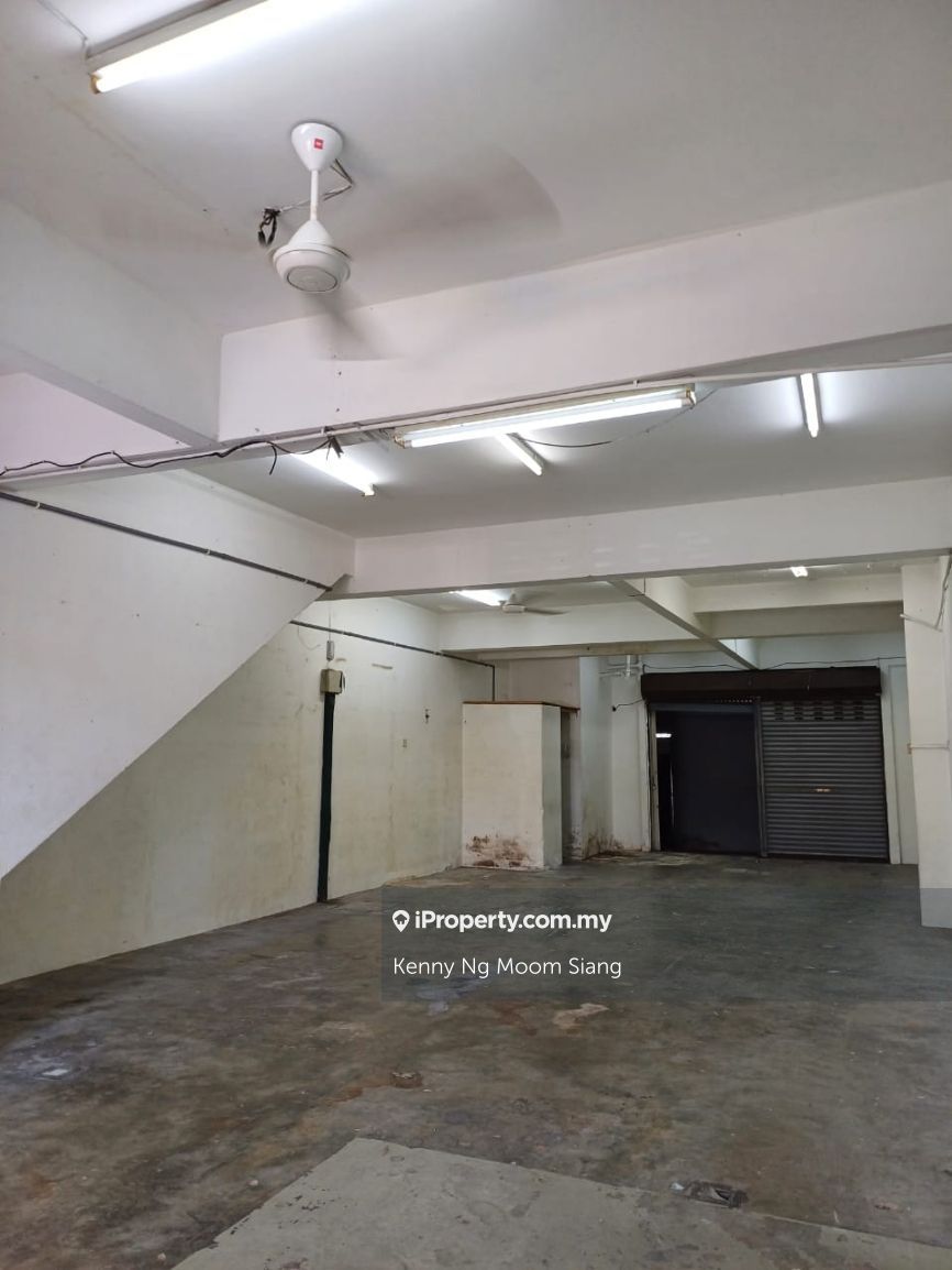 Taman Sri Gombak Ground Floor Shop For Rent Batu Caves Selangor, Taman