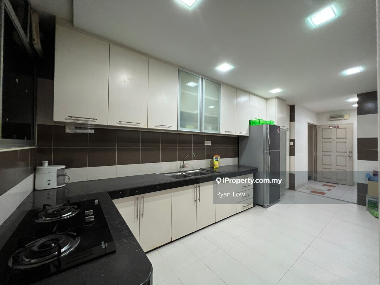Astaka Heights Apartments Apartment 3 bilik tidur untuk disewa di