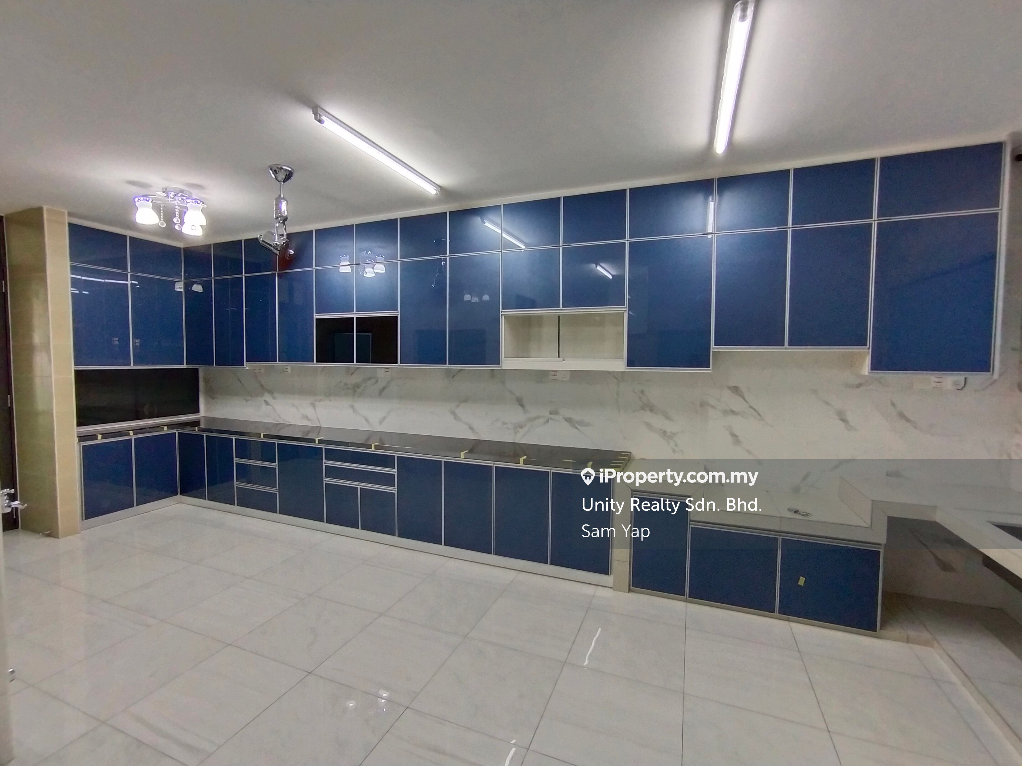 D Premier Bdr Damai Perdana Cheras Bandar Damai Perdana Intermediate 2 Sty Terrace Link House 4 1 Bedrooms For Sale Iproperty Com My