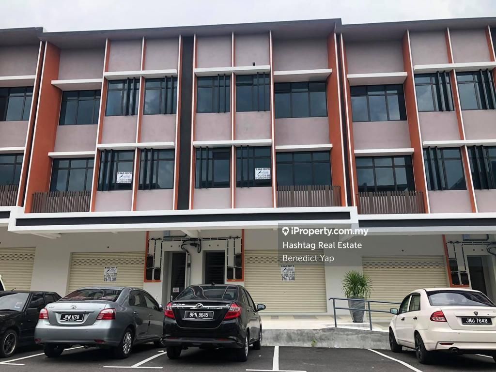 Shop Office, Desa Cemerlang, Johor Bahru Intermediate ShopOffice for