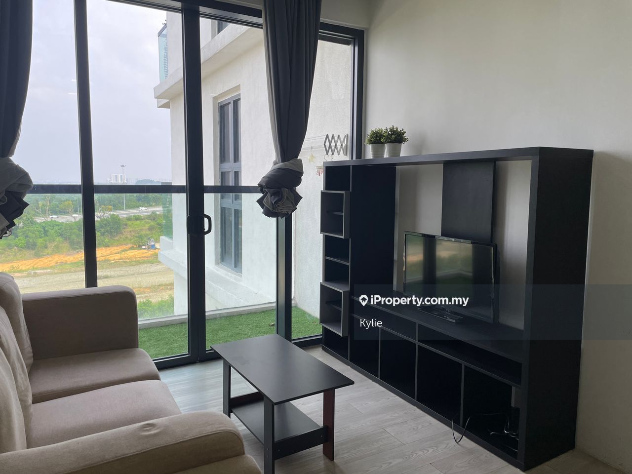 Sky Park Condominium 1 bedroom for rent in Cyberjaya, Selangor