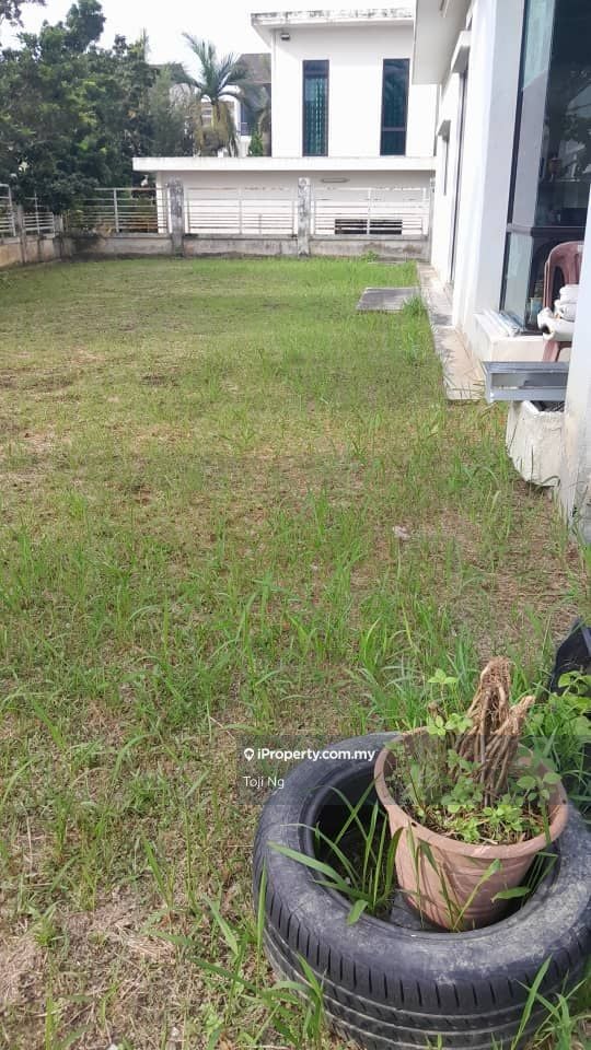Terrace House in Bandar Kinrara — photo 2 of 7