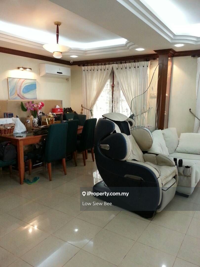 USJ 4, USJ Corner lot 2sty Terrace/Link House 4+1 bedrooms for sale