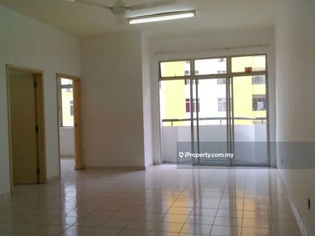 Pangsapuri Lagoon Perdana Apartment 3 Bedrooms For Sale In Bandar Sunway Selangor Iproperty Com My