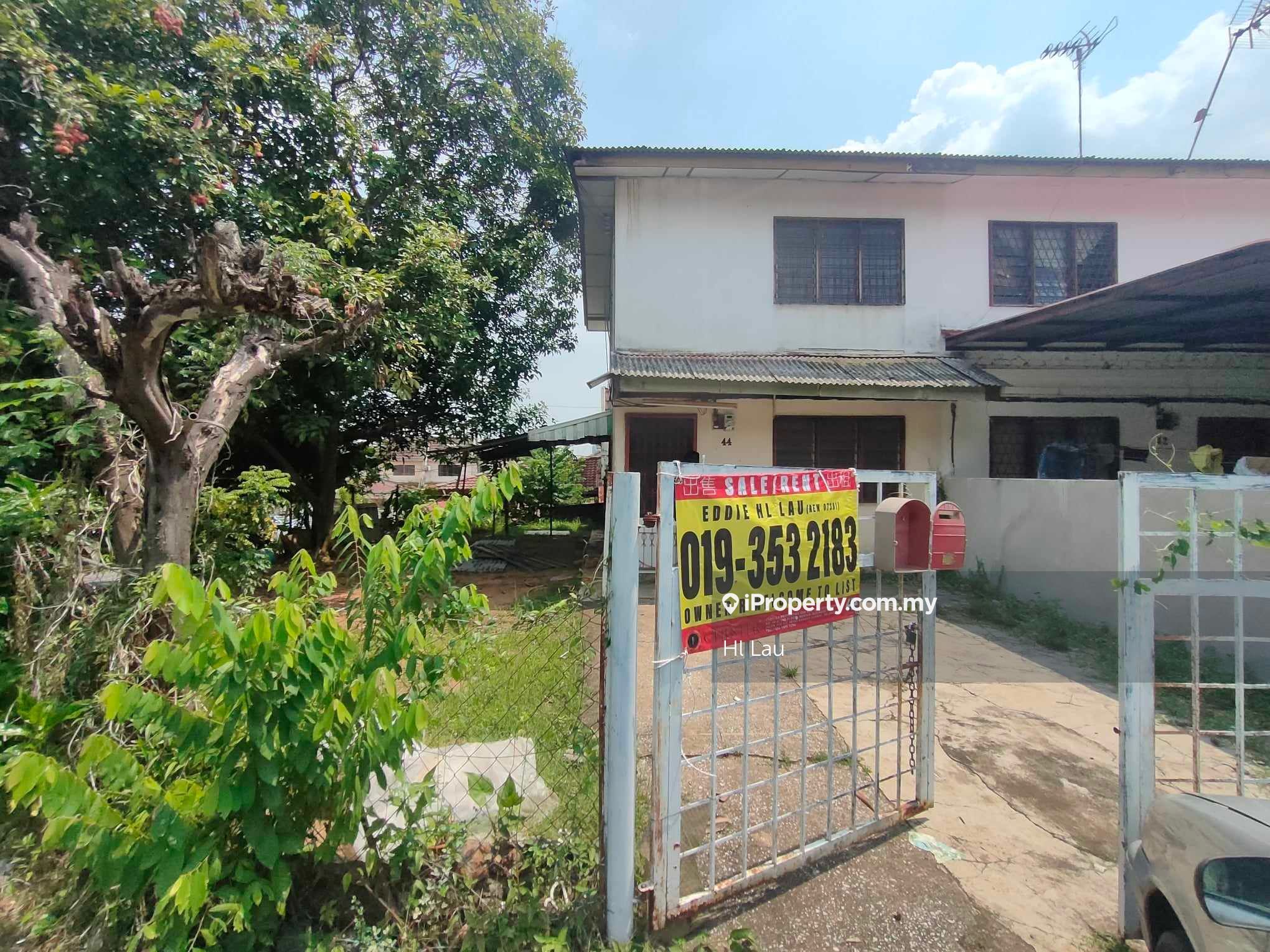 2 Sty Freehold Corner Low Cost Bukit Baru Kajang, Kajang Corner lot 2