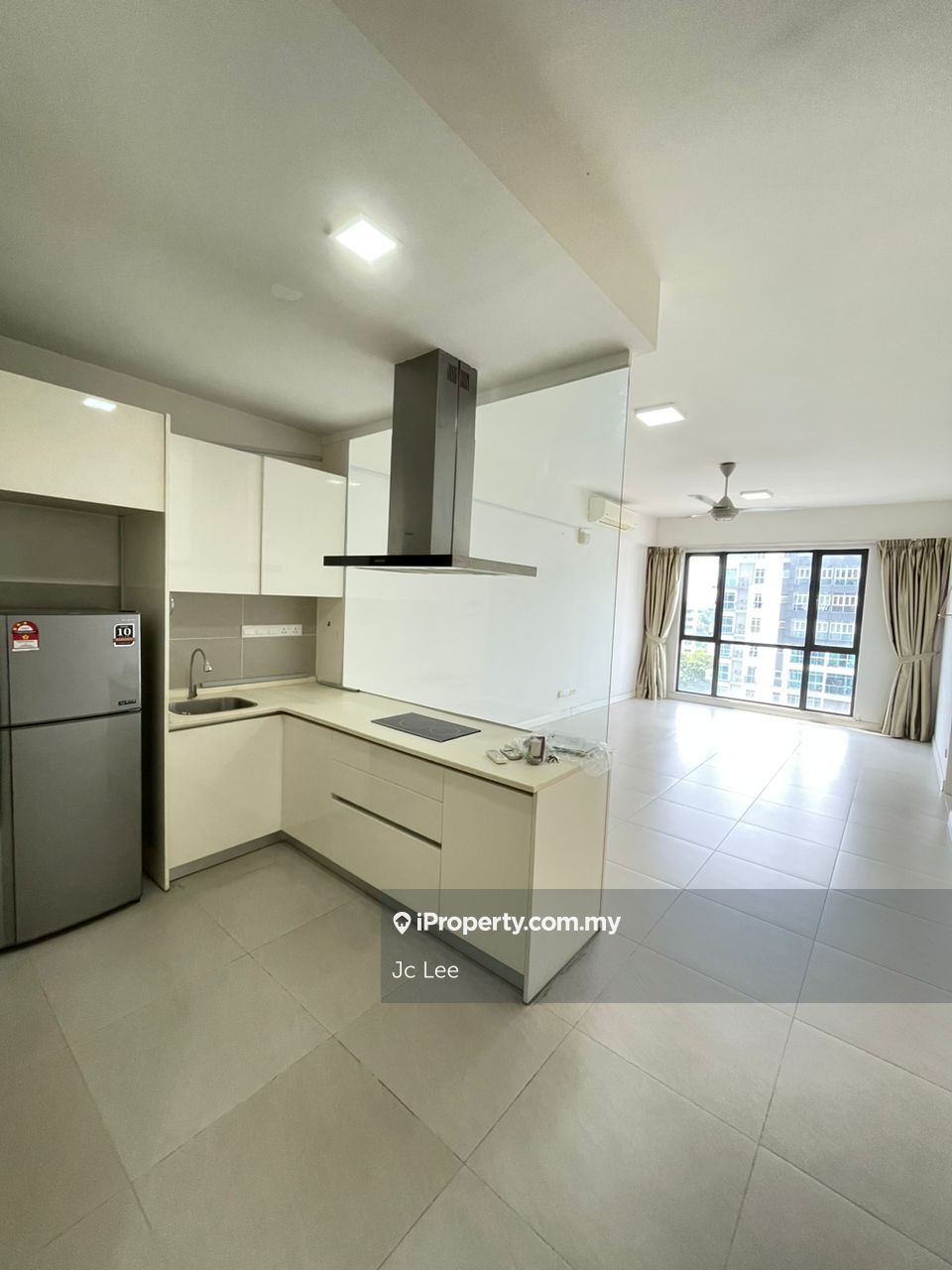 Nova Saujana Serviced Residence 2 bedrooms for rent in Saujana