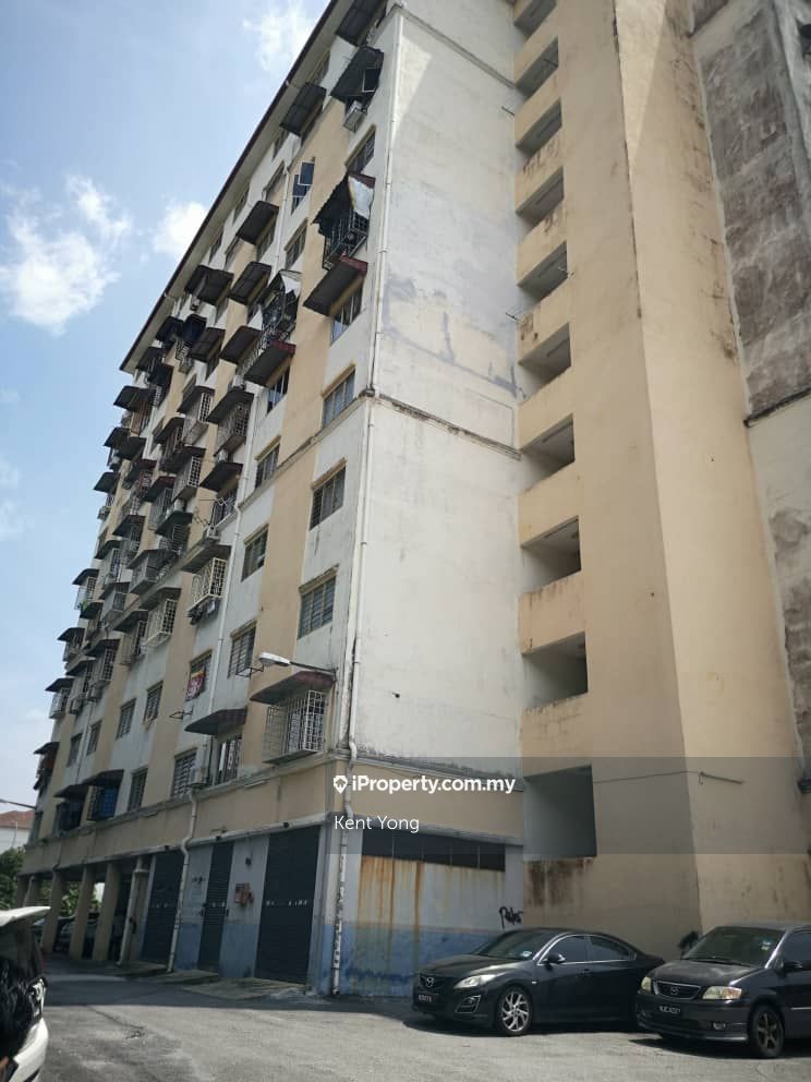 Apartment Minang Ria 2, Bandar Tun Hussien Onn, Cheras