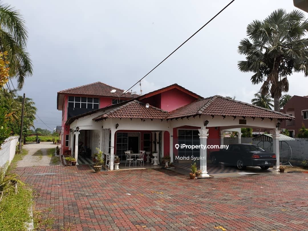 Melaka, Ujong Pasir