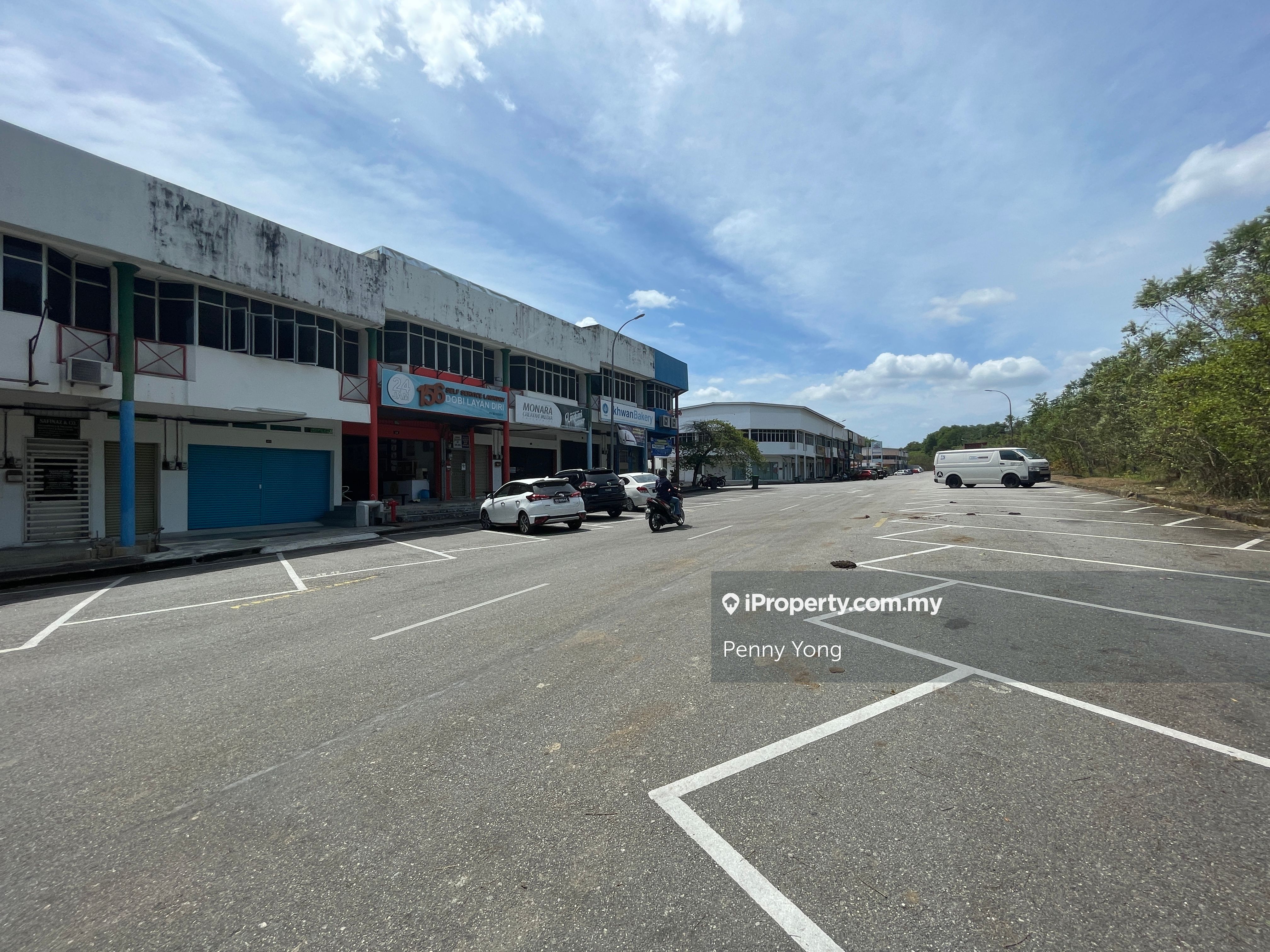 1 Shop for sale in Langkawi, 2024