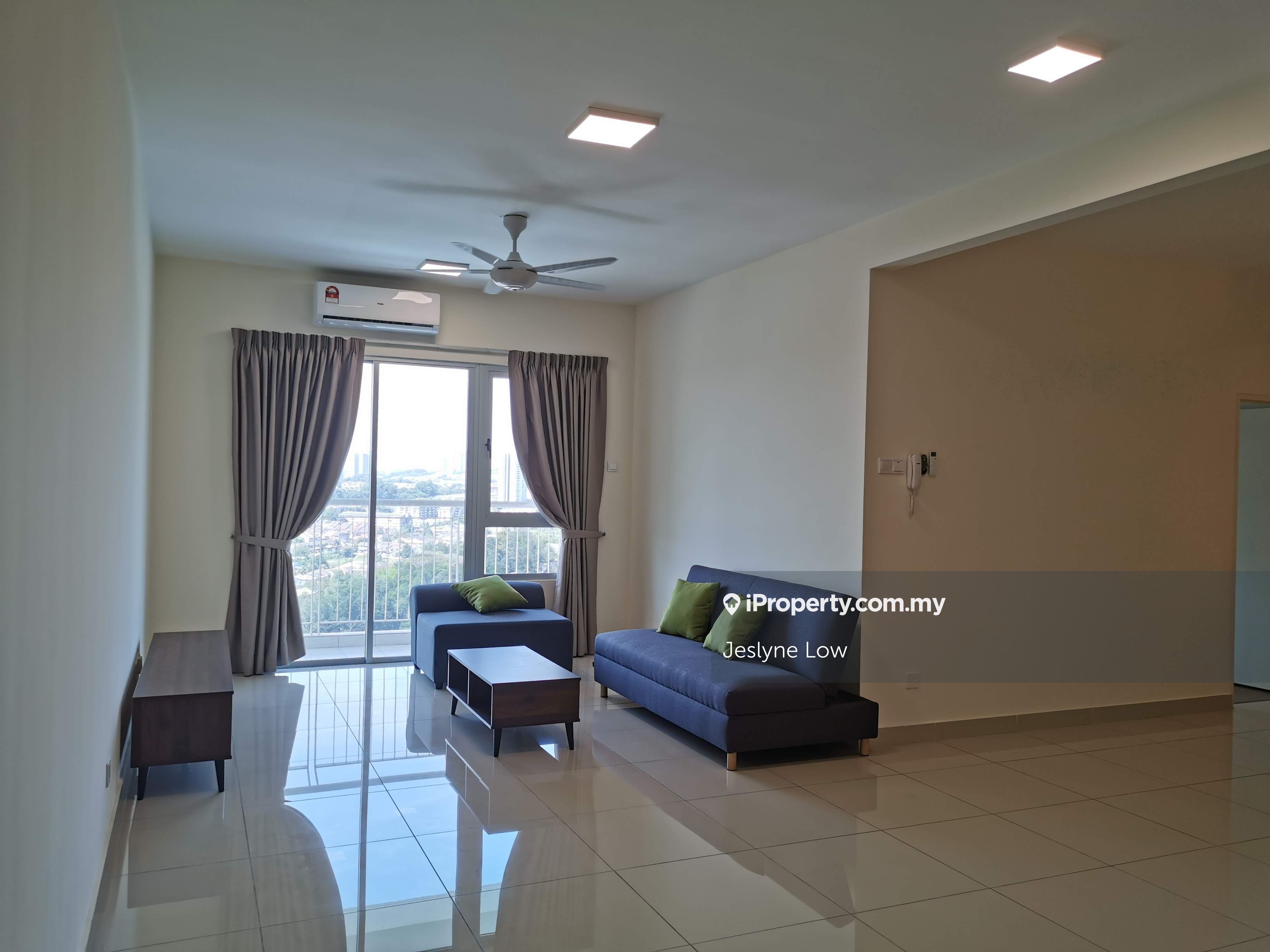 Dual-Key 3 Bedroom Serviced residence with MRT at doorstep for Sale
