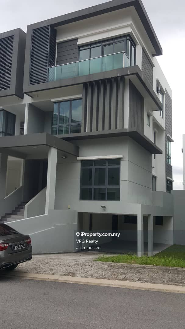 Desa Hill Villas, Desa Petaling
