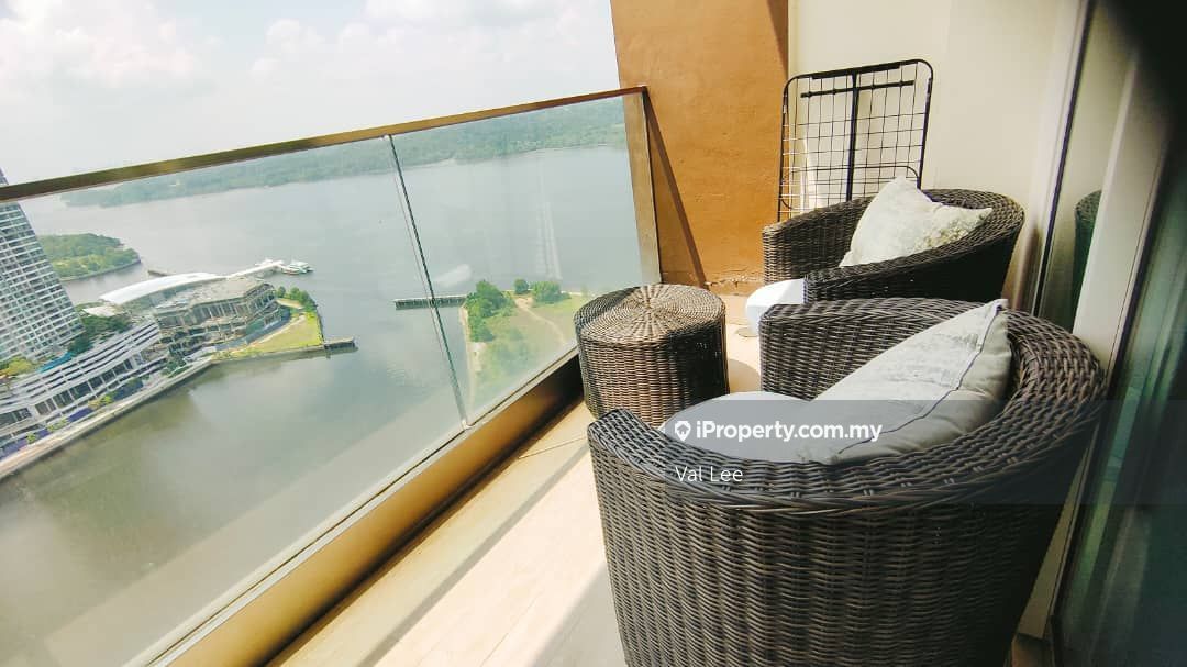 Puteri Cove Residences Serviced Residence 3+1 bedrooms for rent in