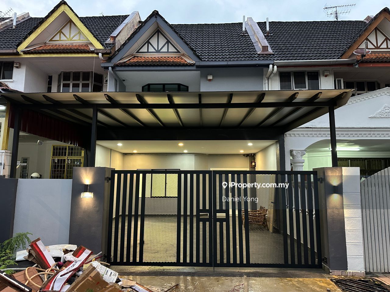 Jalan murni 8 taman suria jb town , Johor Bahru 2sty Terrace/Link