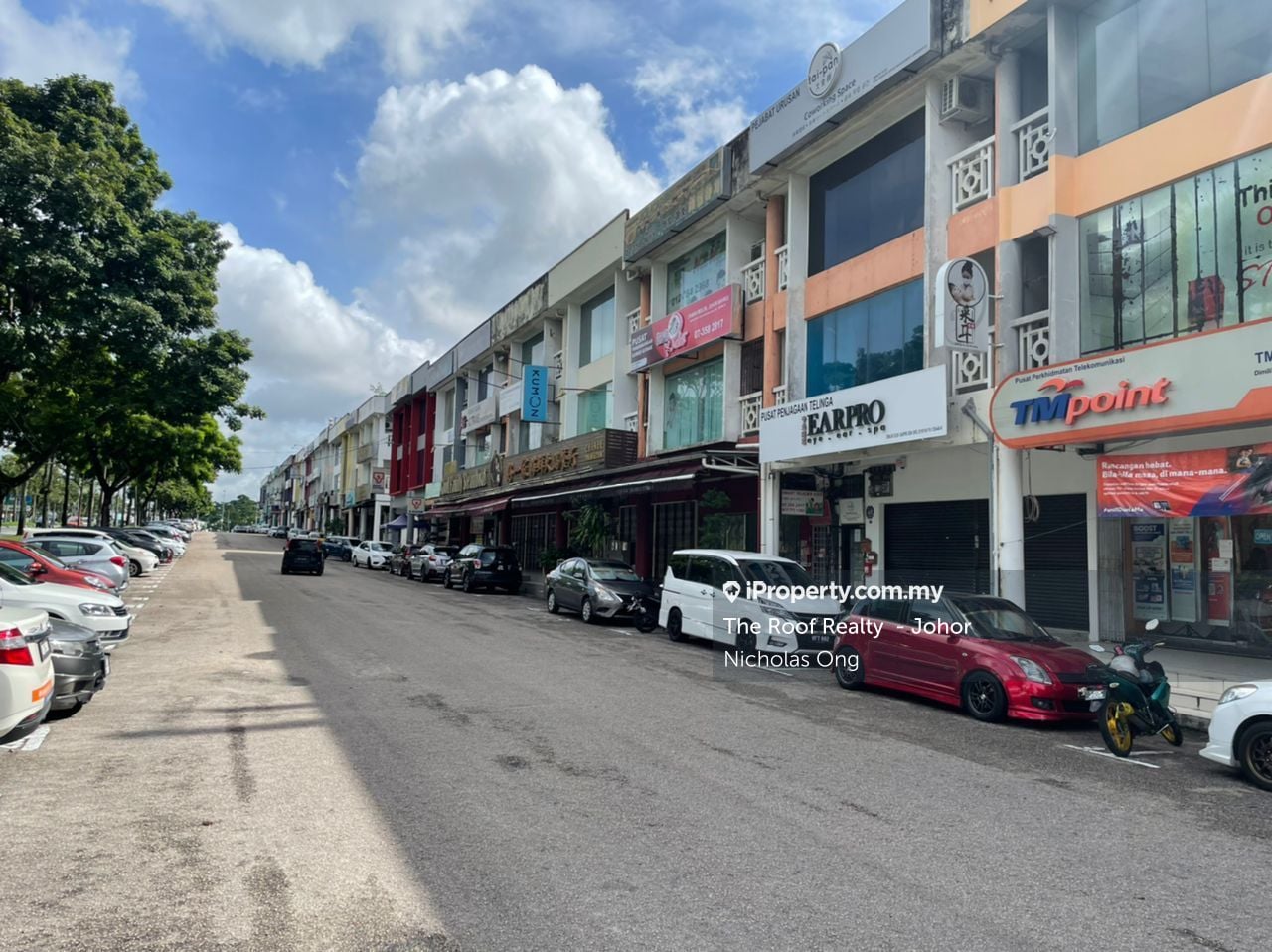 Taman Molek, Johor Bahru Intermediate Shop for sale