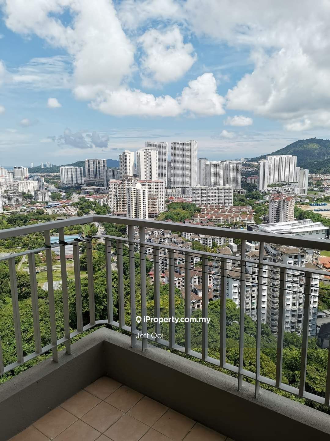 Alpine Tower Condominium 3 bedrooms for rent in Bukit Jambul, Penang