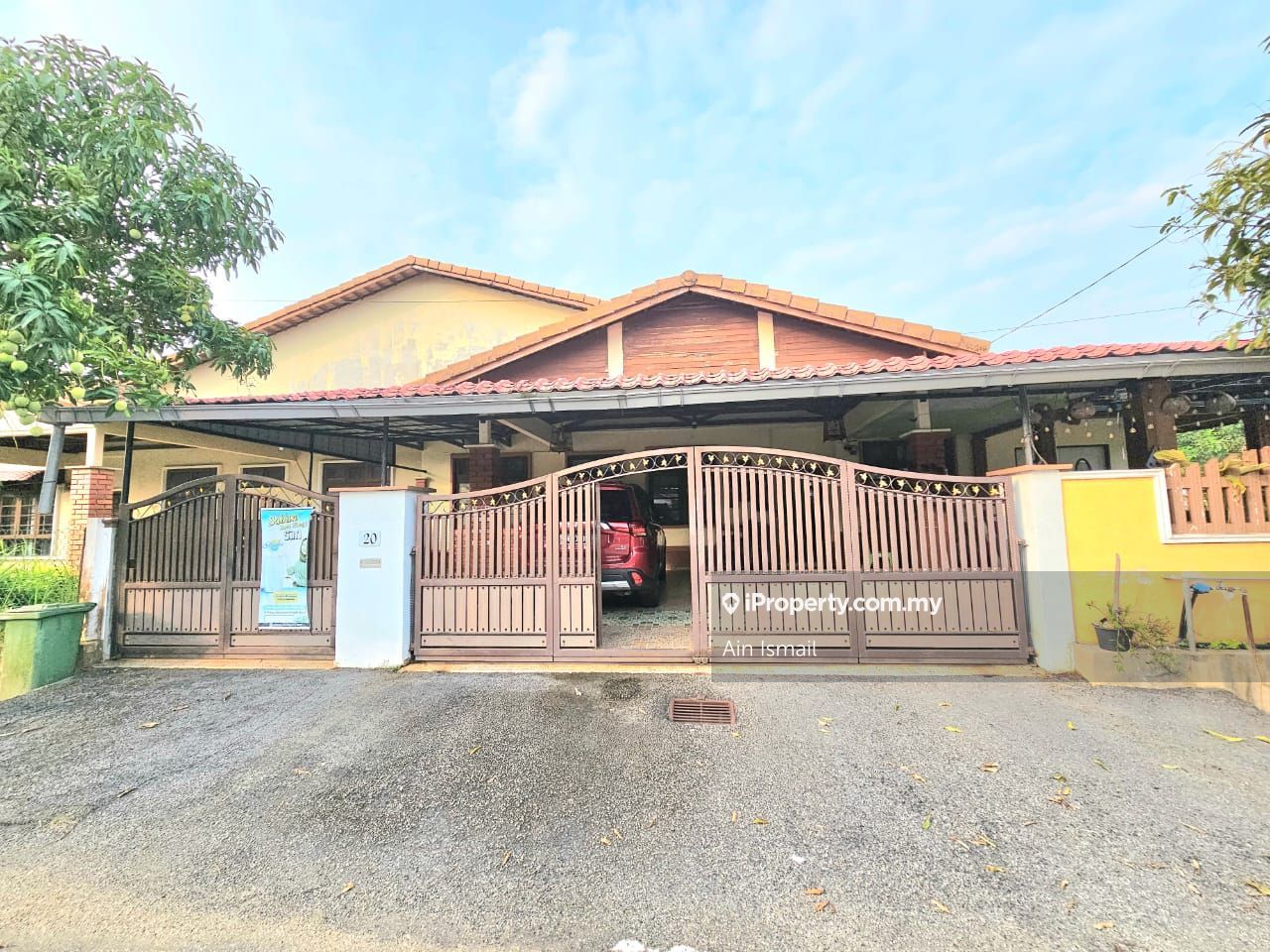 [CORNER & RENOVATED] DAMANSARA, KUANTAN, Kuantan Corner lot Semi