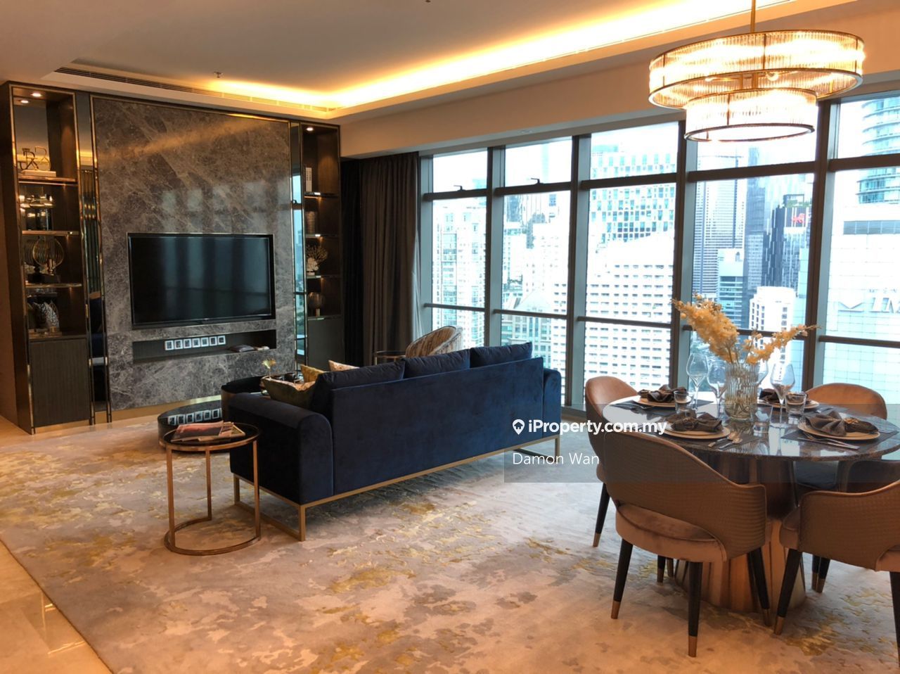 The RitzCarlton Residences Intermediate Serviced Residence 1+1