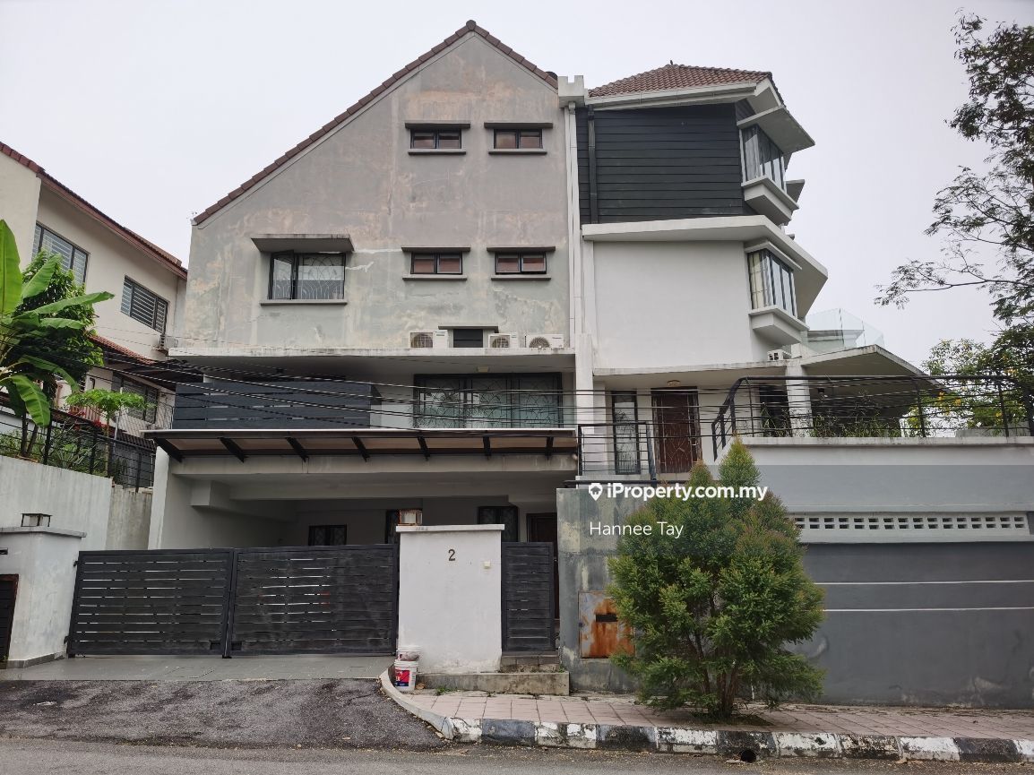 Lorong Awan Biru Taman yarl, Jalan Klang Lama (Old Klang Road) Corner