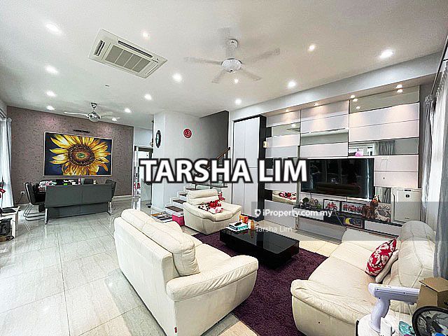 Rafflesia, Damansara Perdana