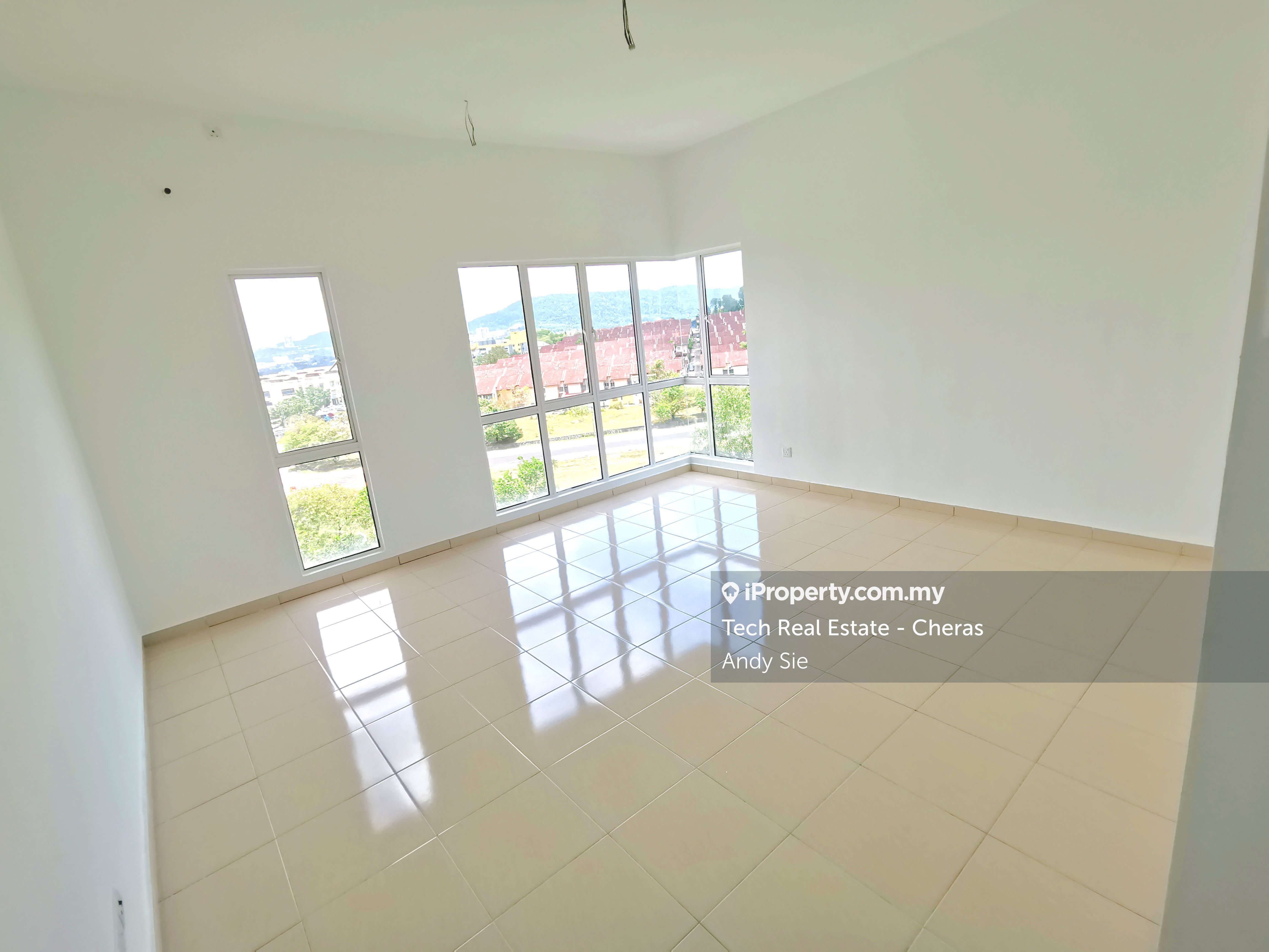 The Iresidence Corner Lot Condominium 4 Bedrooms For Sale In Cheras Selangor Iproperty Com My