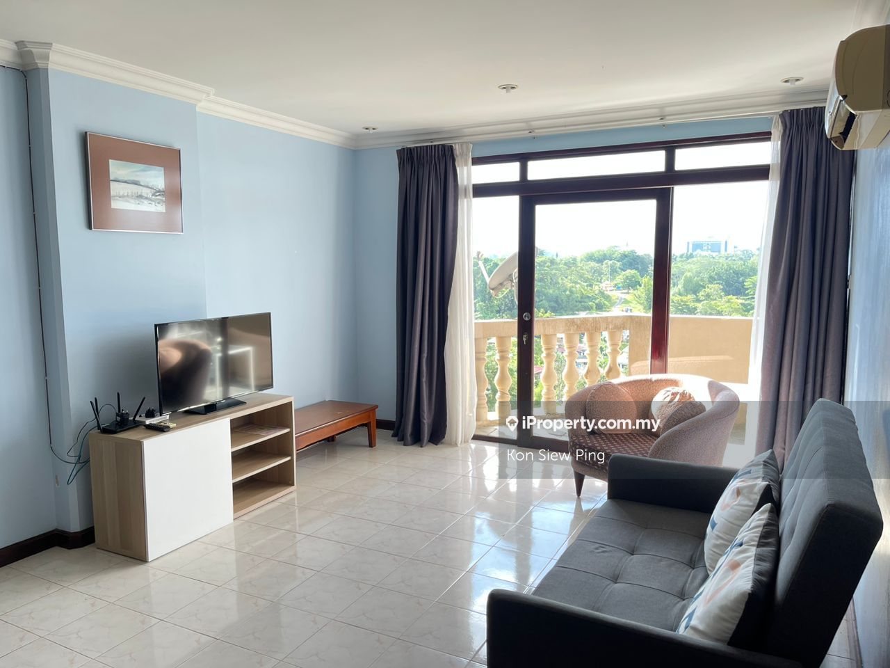 Riverbank Suites Condominium 2 bedrooms for rent in Kuching, Sarawak
