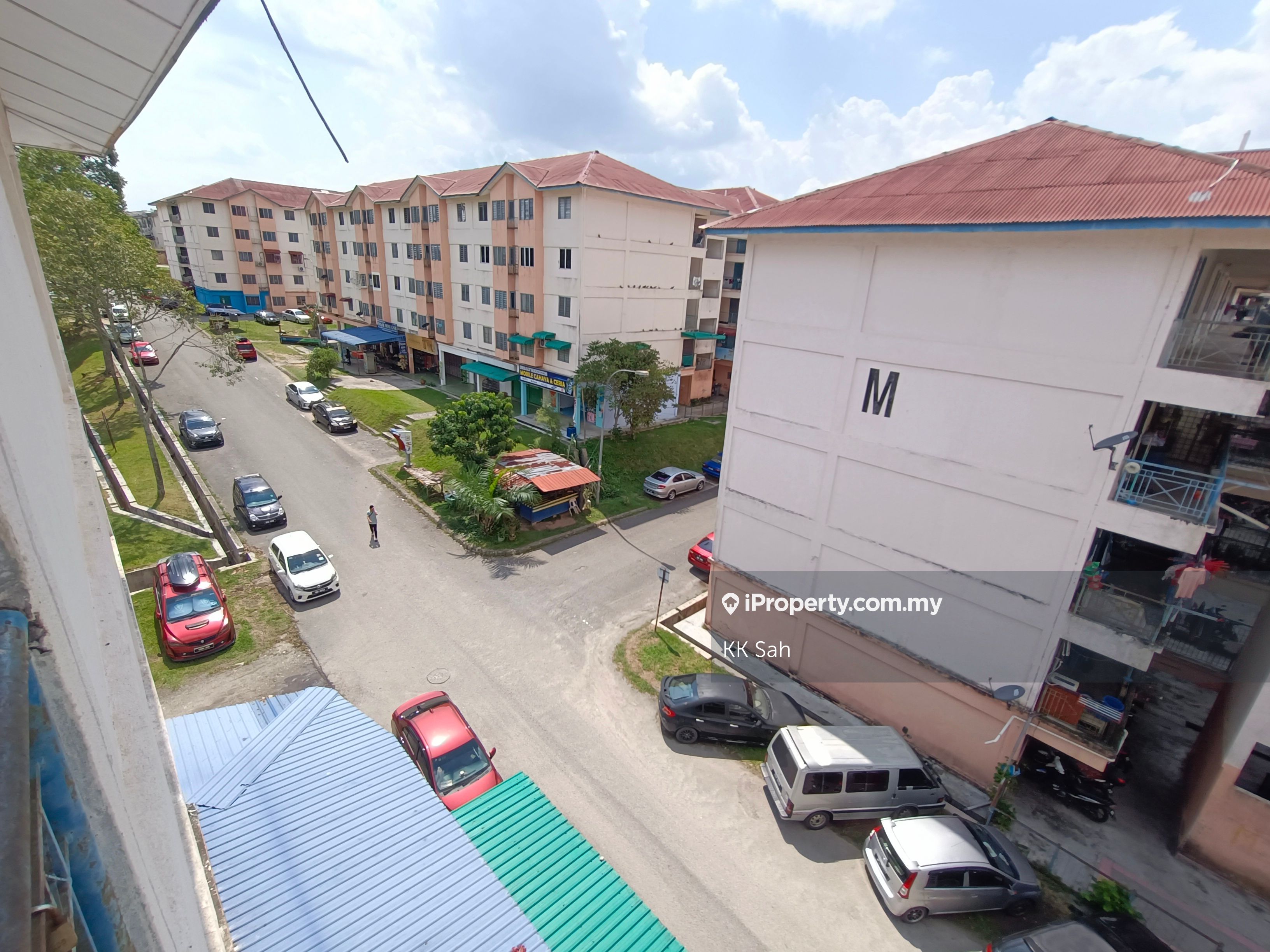 Rumah Pangsa College Heights Pajam Corner lot Flat 3 bedrooms for sale