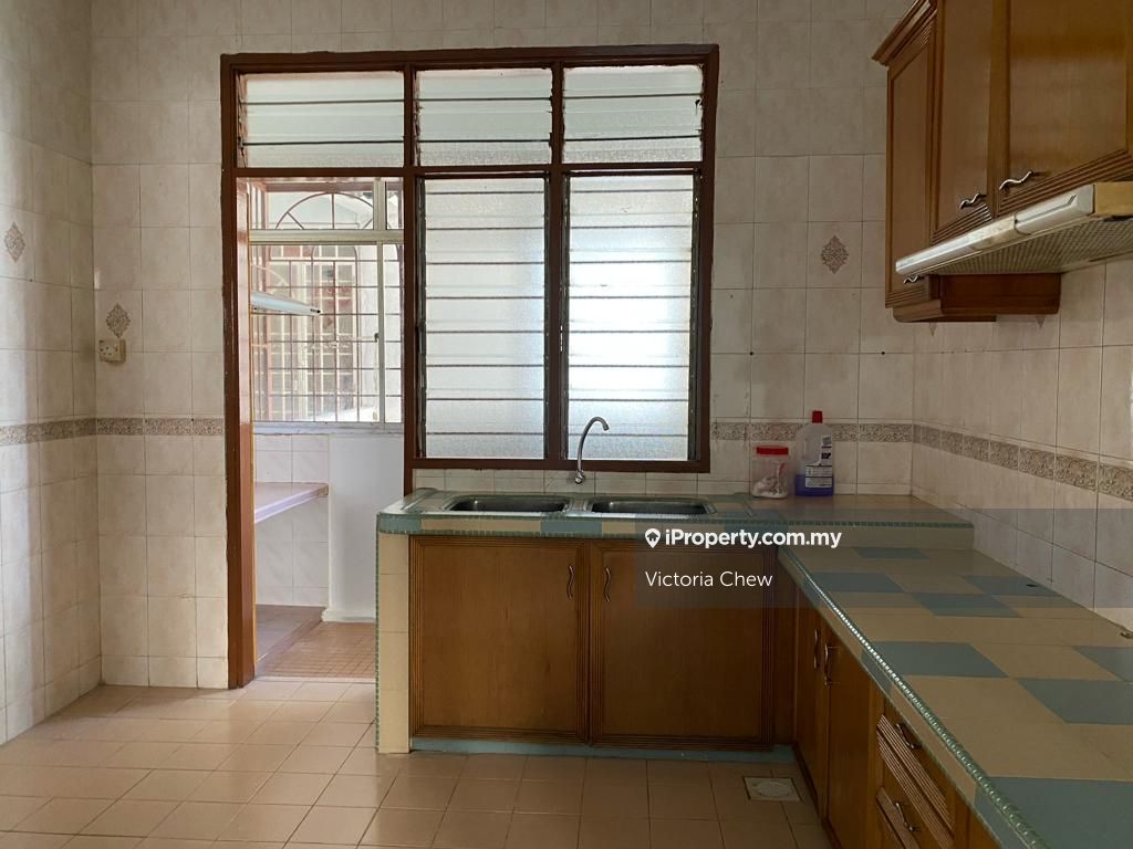 Subang Perdana Goodyear Court 10 Intermediate Apartment 3 bedrooms for