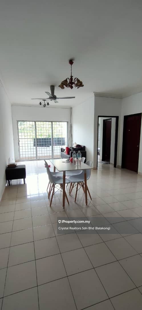Desa Saujana Intermediate Apartment 3 bedrooms for sale in Seri