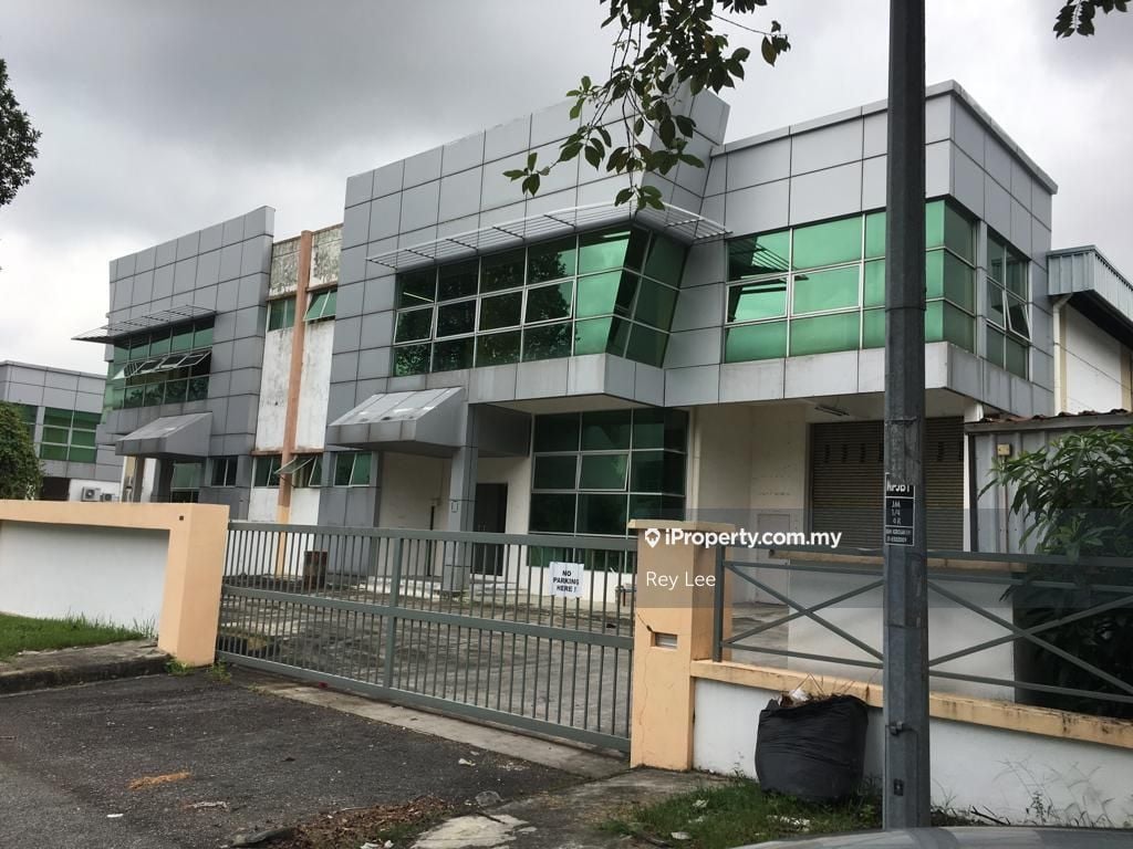 1.5 storey Semi-D Factory Nusa Cemerlang Industrial Park, Tenanted with ...