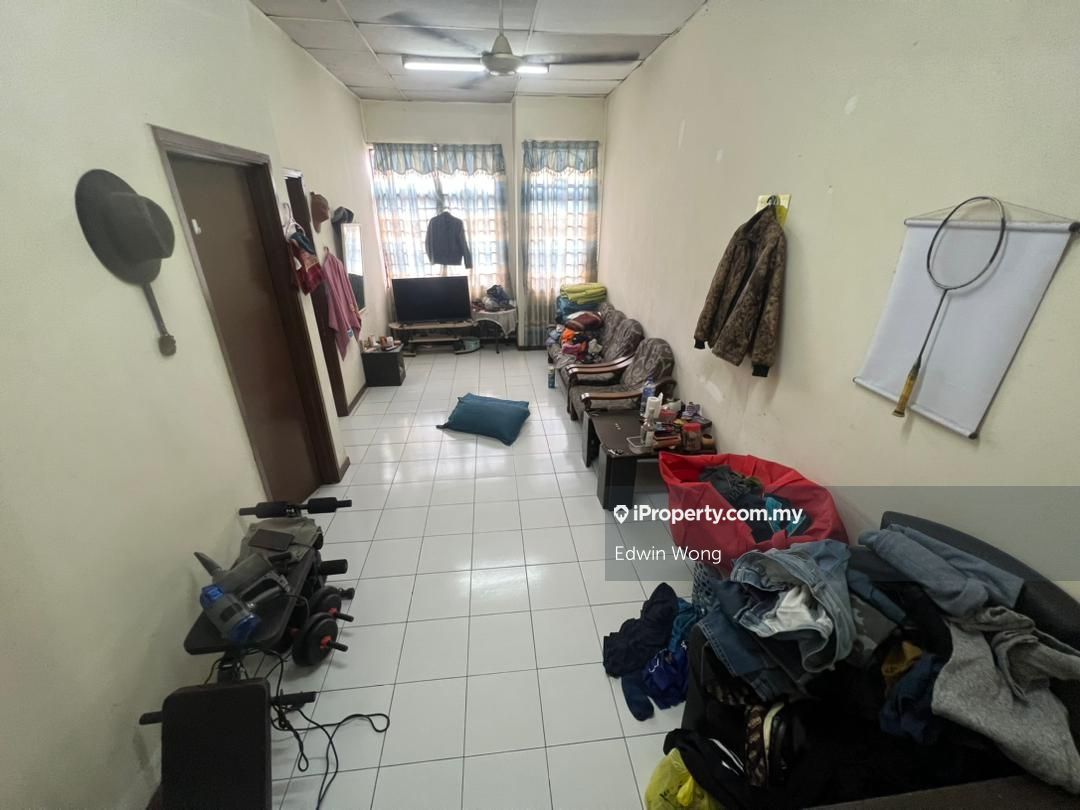 Batu Caves Centerpoint Intermediate Flat 3 bedrooms for sale in Batu