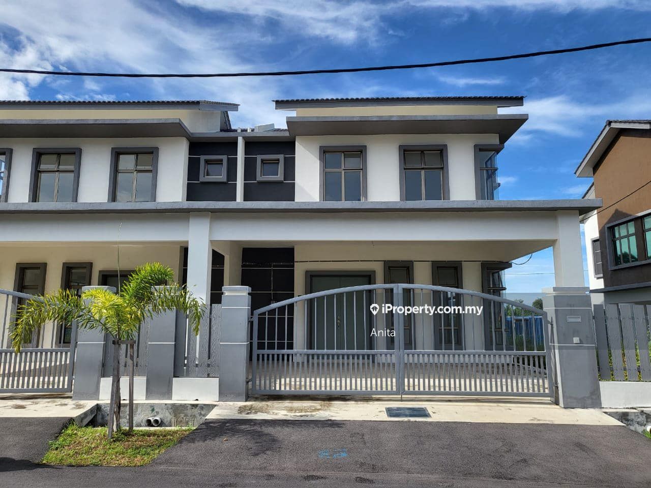 Taman Krubong Jaya, Krubong Duplex Semi-detached House 4 Bedrooms For 