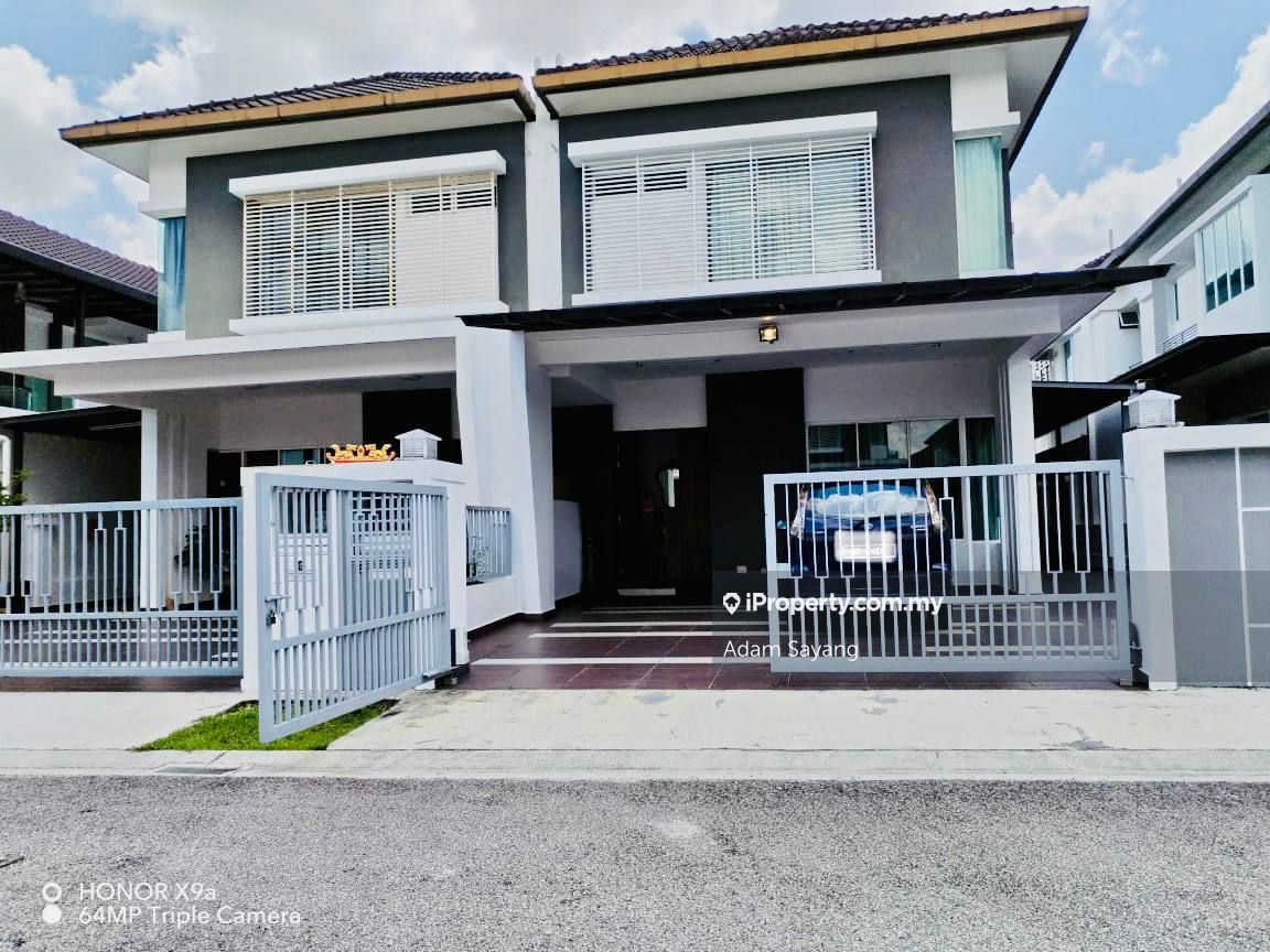 Taman Seri Austin, Johor Bahru Semidetached House 5 bedrooms for sale