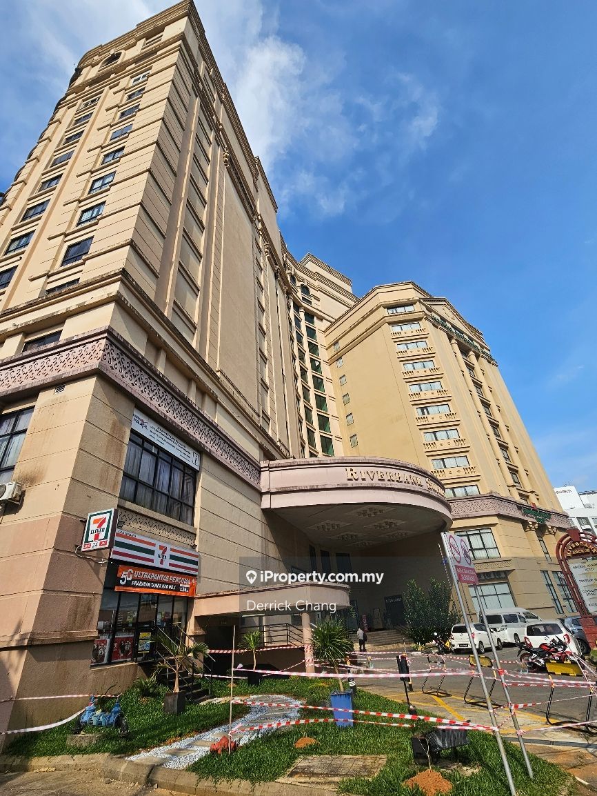 Riverbank Suites Condominium 2 bedrooms for rent in Kuching, Sarawak