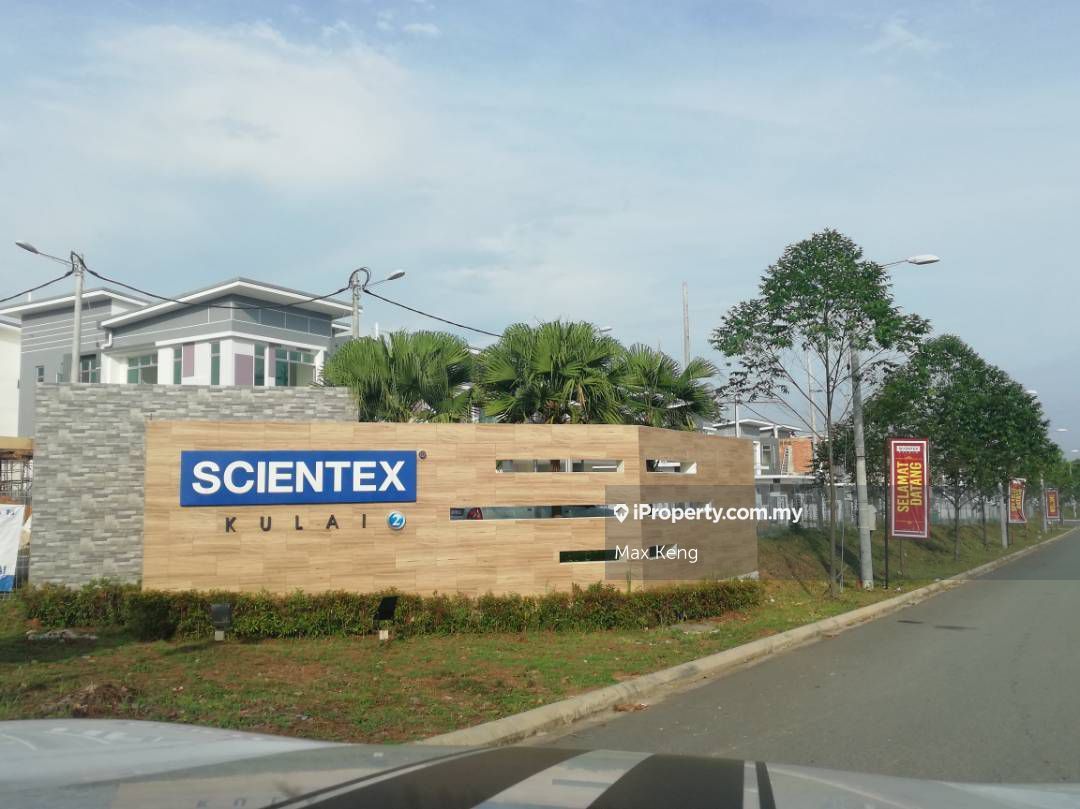 Taman Scientex Kulai Phase Maple, Kulai Intermediate Cluster House 4